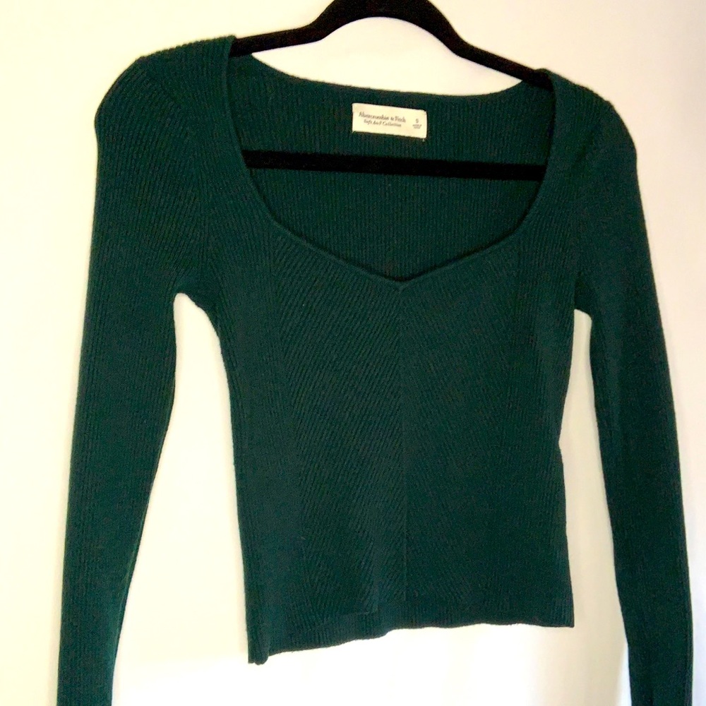 Abercrombie and Fitch Womens sweater